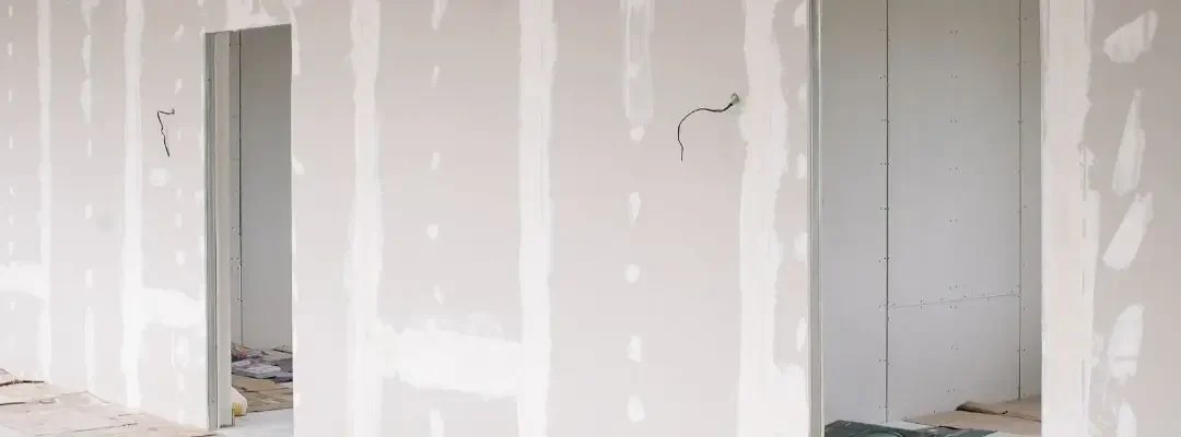 Commercial Plastering vs Residential Plastering: What’s the Difference?